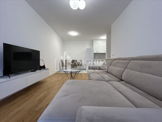 Odlican trosoban stan Sunnyville ID#242