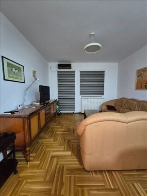 Margita 2.0 namešten, garaža