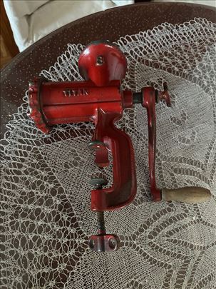 Masina za mlevenje mesa