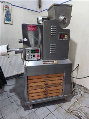 Mašina za proizvodnju testenina "La Prestigiosa"