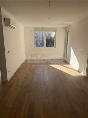 Novogradnja luxuzni gotovi stanovi