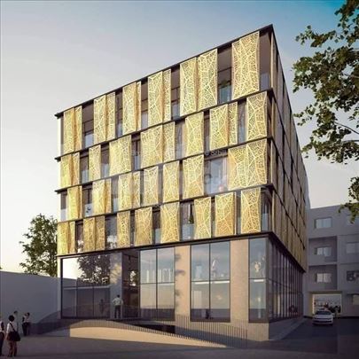 Retko! Strogi centar, studio, zlatna zgrada