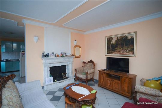 Smederevo, 325+20 na 4,9a, vredi pogledati