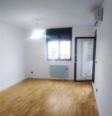 Vračar, Metohijska, useljiv stan