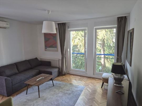 Vračar, Molerova 72m2