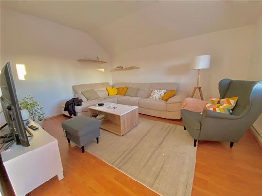 Beograd, Jajinci, stan sa garažomi