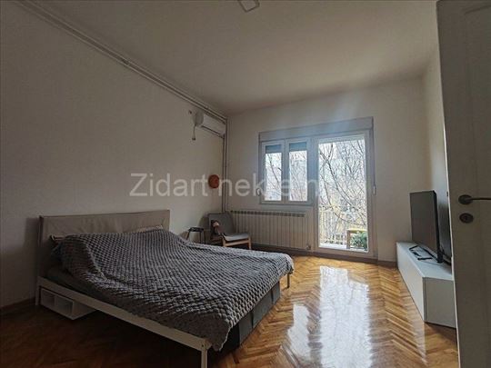 Centar, Takovska - 2.0 namešten stan, pet friendly