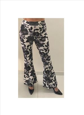 Cvetne pantalone zvoncare (S/M)