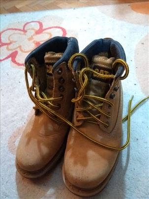 Dečje čizme kanađanke,br 37