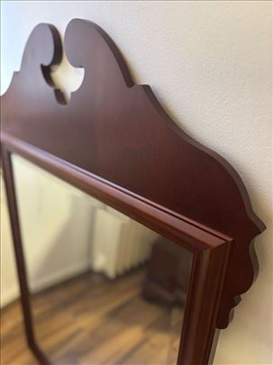 Drveno ogledalo Drexel Heritage