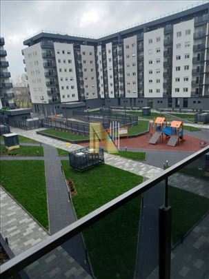Izdaje se 2,0 stan Park Novi