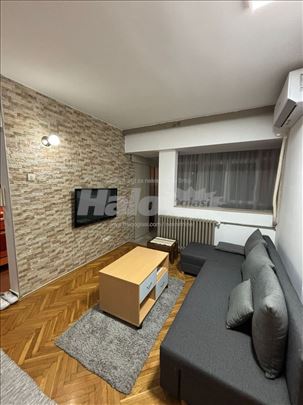 Izdaje se stan – u mirnom delu blizu keja