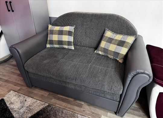 Kauč na razvlačenje