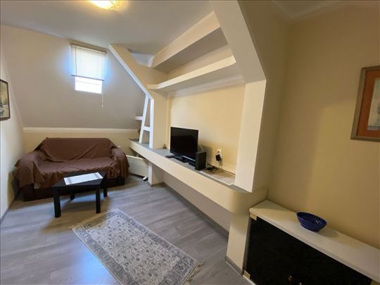 Kralja Petra, 50m2, dve sobe, kompletno namešten