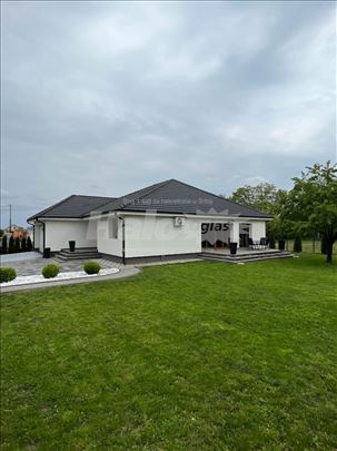 Lux Kuća Autokomerc Bežanijska kosa