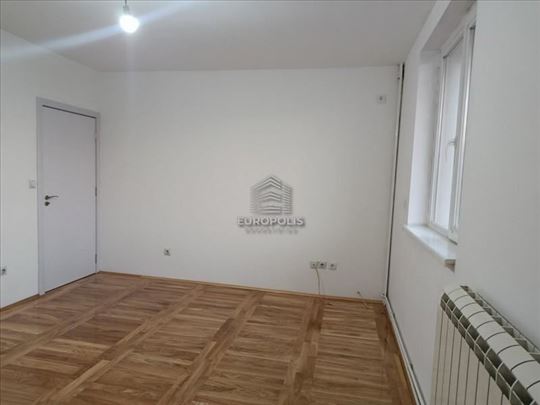 Nov 2.0 stan kod Sunnyville, uknjižen ID#8627