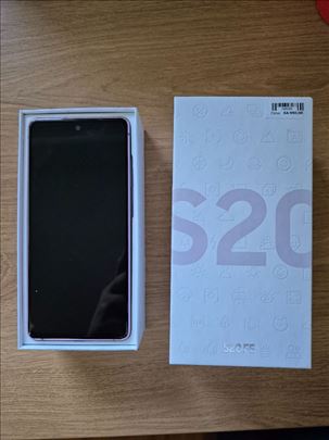 Prodajem Samsung S20 FE