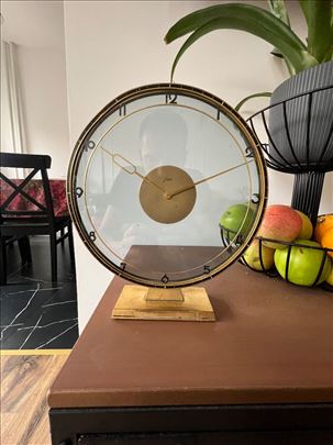 Sat jubghasen, veoma redak