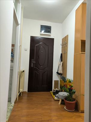 Trosoban stan na Tesli, 70 m2