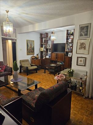 Vracar,Cvetni trg,dvosoban,uknjizen