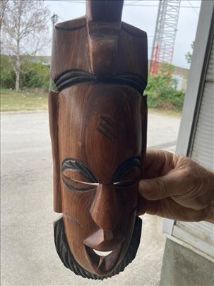 Africke maske 15 Eura Africki bubnjevi 24 Eura