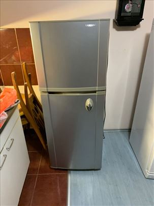 Frižider kombinovani 90€