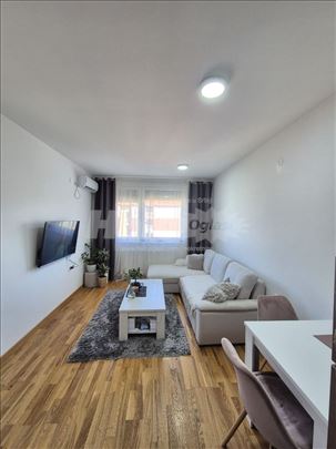 Izdaje se manji dvosoban stan na Prozivci