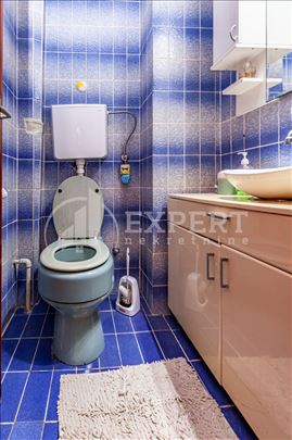 Izdaje se stan na Bulevaru Nemanjića