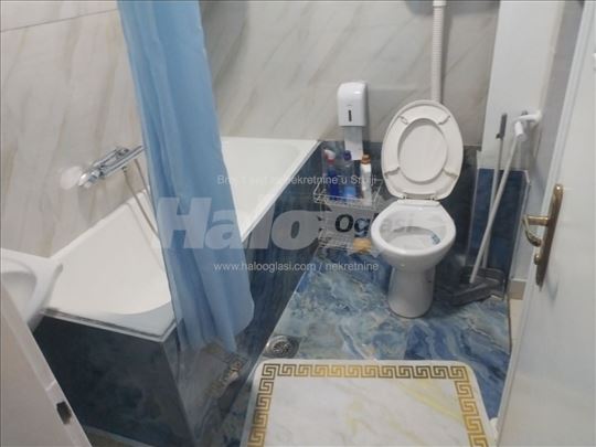 Izdajem 2.0 stan, Dubrovačka