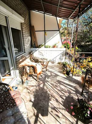 Kuća bez ulaganja!Idealno za miran porodični život