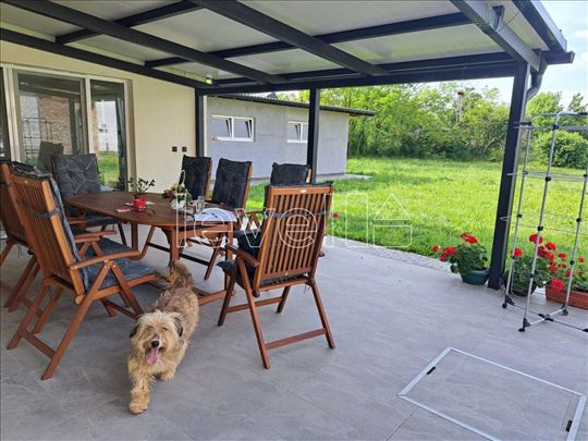 Kuća,Futog,Novi Futog,kv: 120.00, € 450000, ID: 30