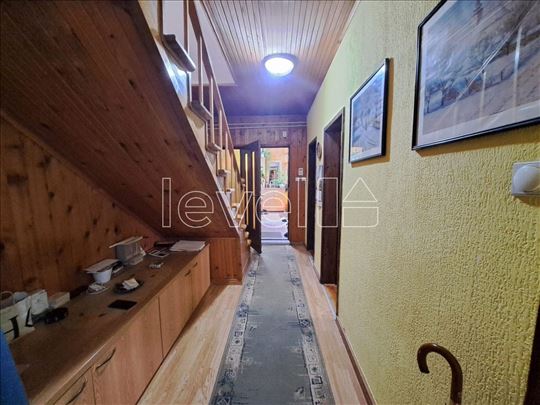 Kuća,Novi Sad,Centar,kv: 126.00