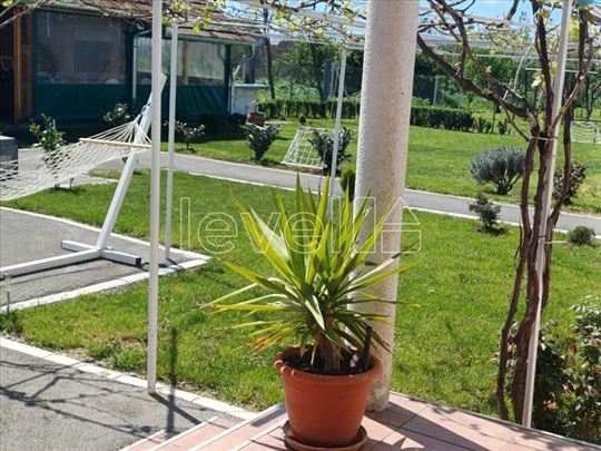 Kuća,Ruma,Ruma,kv: 196.00, € 115000, ID: 3000076