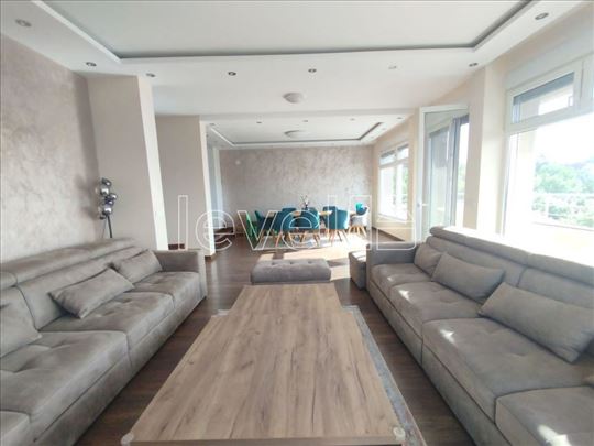 Kuća,Sremska Kamenica,Popovica,kv: 443.00, € 70000