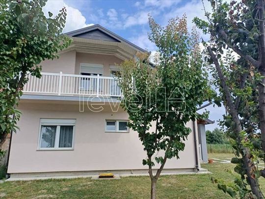 Kuća,Veternik,Veternik,kv: 123.00, € 250000, ID: 3