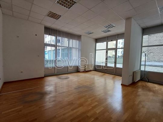 Lokal,Novi Sad,Centar,kv: 51.00, € 125000, ID: 800