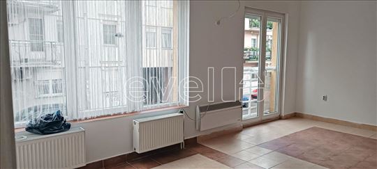 Lokal,Novi Sad,Grbavica,kv: 33.00, € 70000, ID: 80
