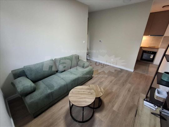 Neuseljivan jednoiposoban stan za izdavanje 31mkv