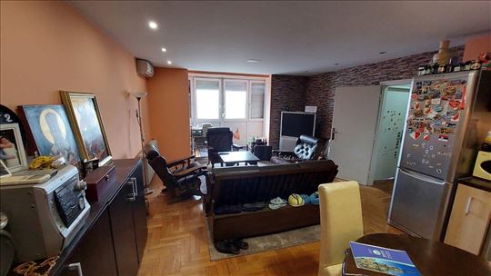 Novi Sad, Bulevar Oslobođenja, Stan, 3, 64,00m2