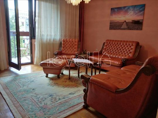 Novi Sad, Bulevar Oslobođenja, Stan, 5, 94,00m2