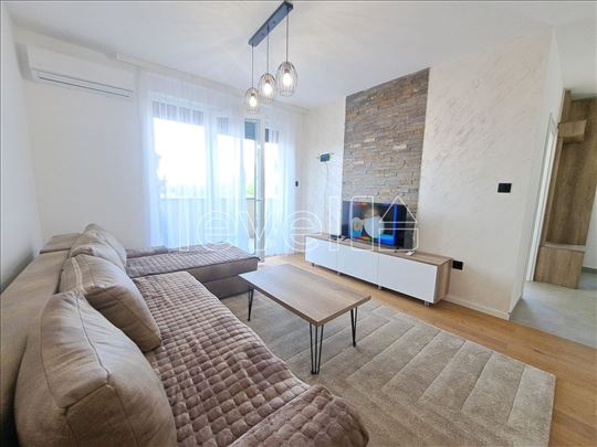 Novi Sad, Bulevar Patrijarha Pavla, Stan, 1.5, 42,