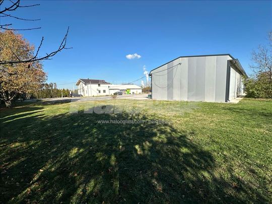 Oberenovac ,hala 250 veliki parking