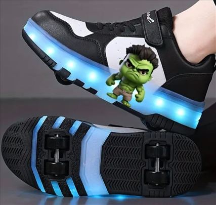 Patike sa točkićima Hulk, punjive, ima brojeva