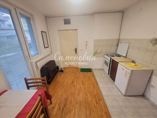 Petlovo brdo, 1.0, 29m2,I/3, namešten ID#1852