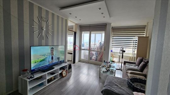 Pogled na Arenu! Stan u srcu Novog Beograda