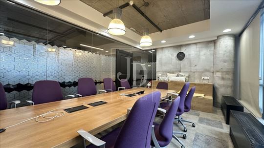 Poslovni prostor  izdavanje 335 m² i Novi Beograd