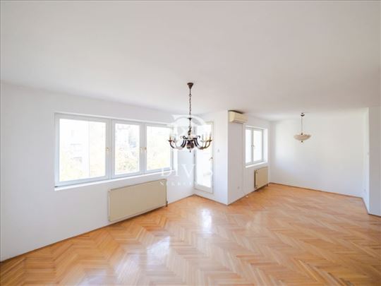  4.0 dupleks na Banovom brdu, 113m2, bez lifta