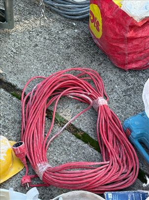 Produžni kabl 25–30 m, 3x1.5mm²