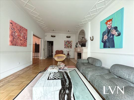 Izuzetan stan u centru Beograda