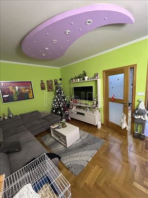 Stan,Novi Sad,Bulevar Evrope,kv: 81.00, € 179000
